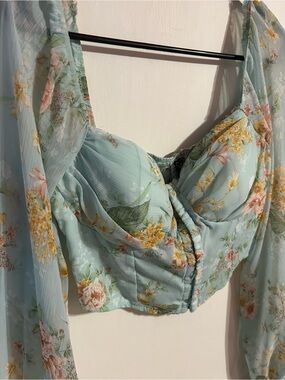 Floral Puff Sleeve Crop Top